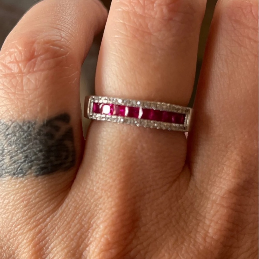 Ruby Diamond ring